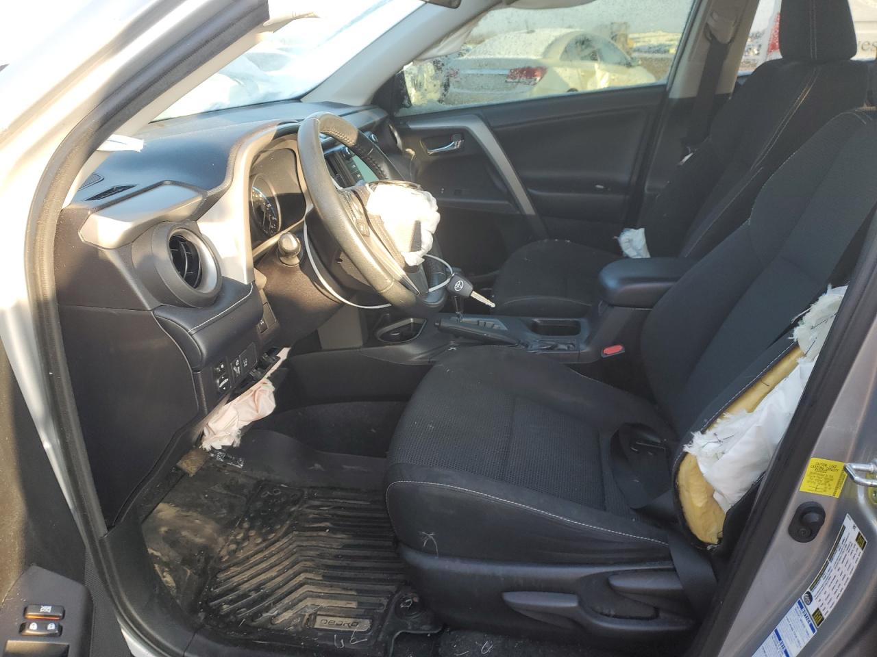 2018 Toyota RAV 4 - Image 7