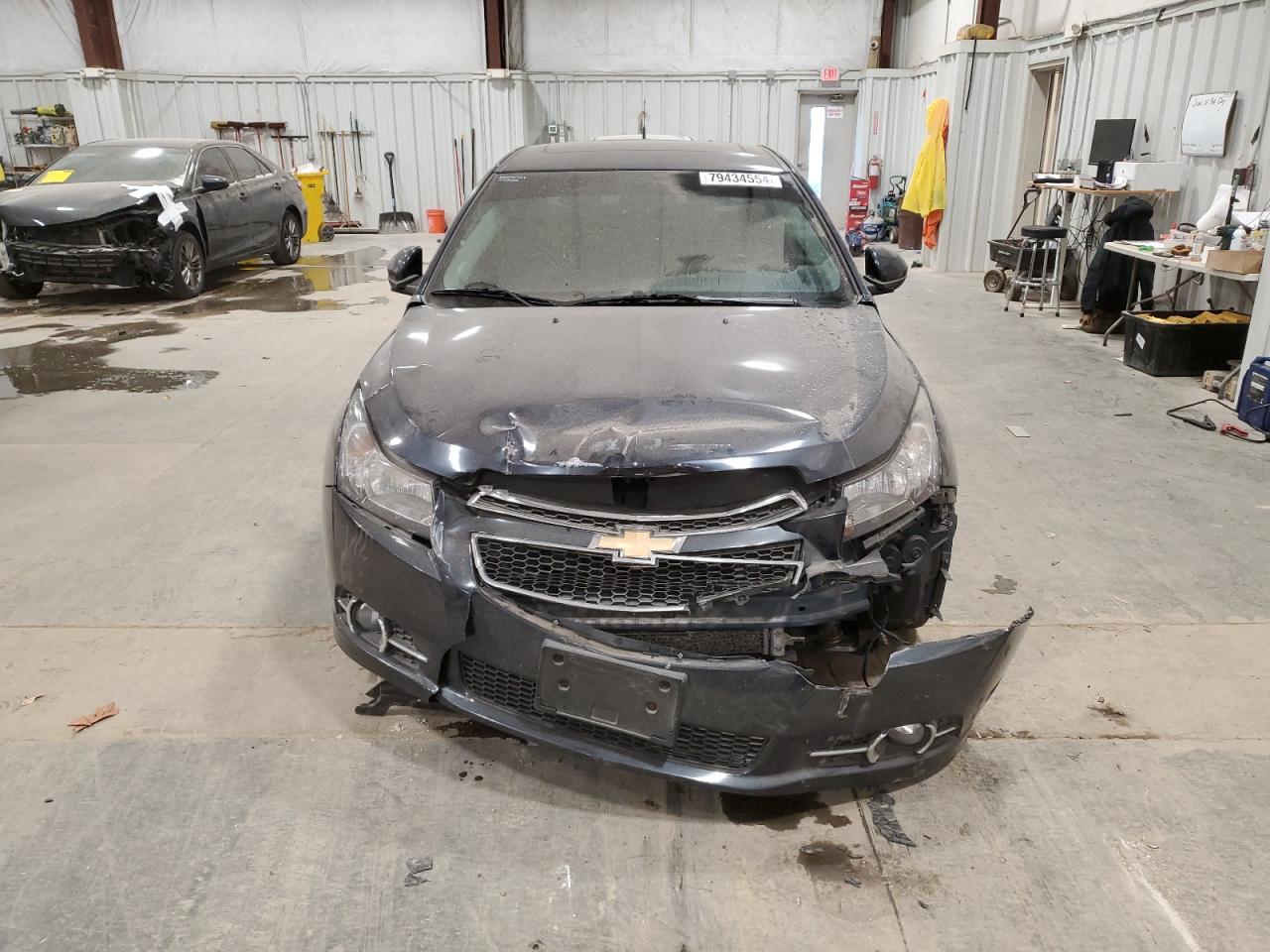 VIN 1G1PG5SB4E7395183 2014 CHEVROLET CRUZE no.5