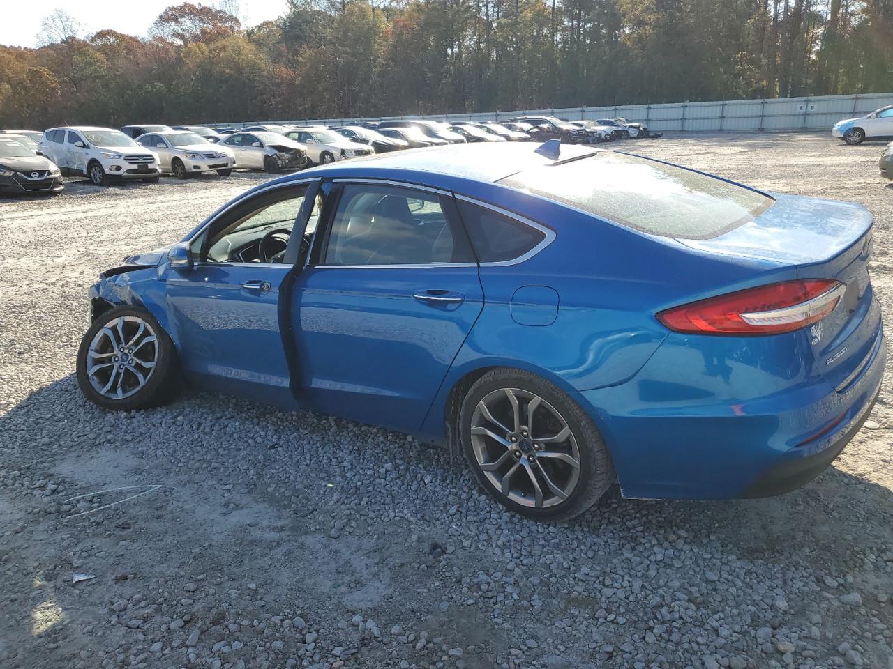 2019 Ford Fusion - Image 2