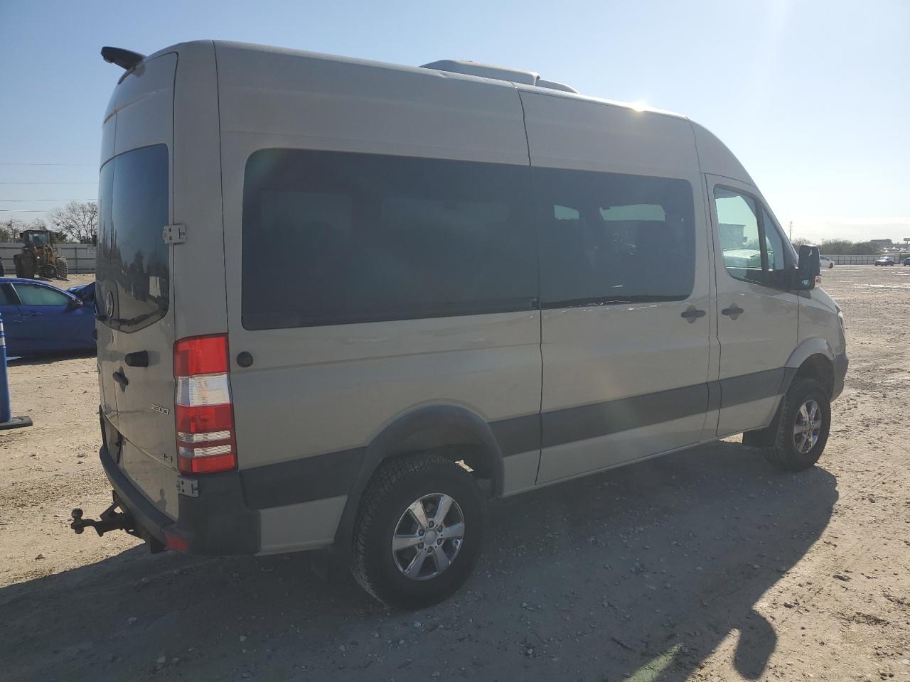 VIN WDZFE7CD9GP346777 2016 MERCEDES-BENZ SPRINTER no.3