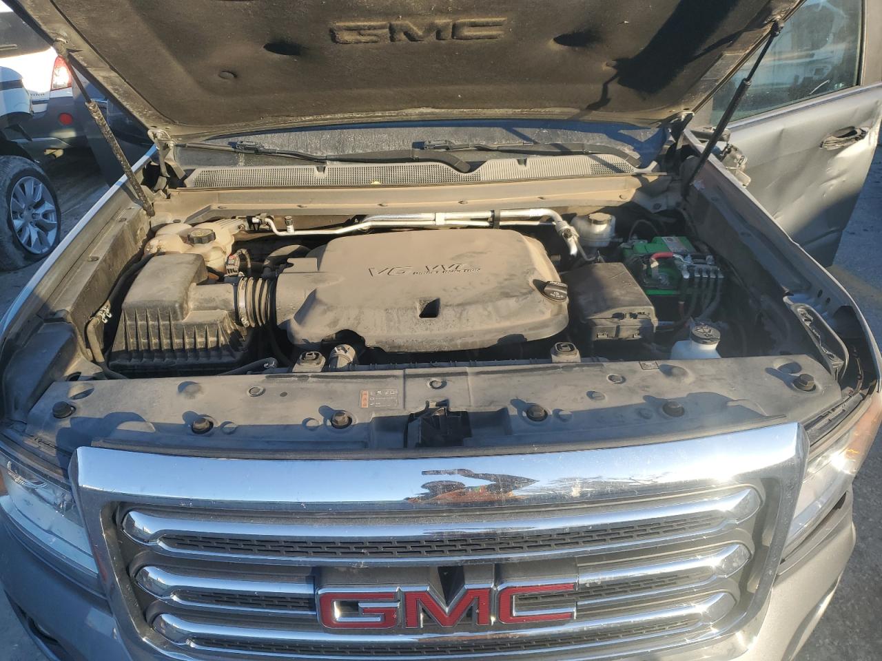 2018 GMC Canyon - Image 11