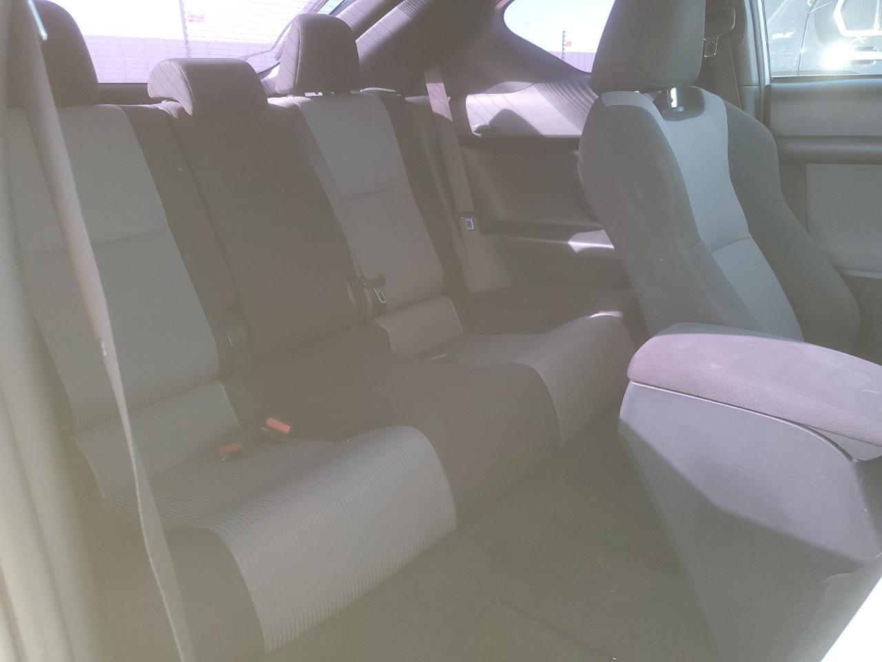 2016 Scion tC - Image 10