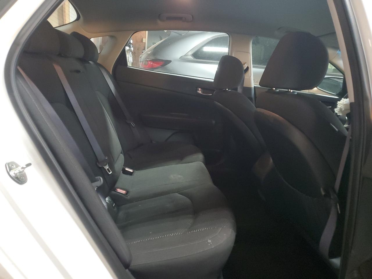 2018 Kia Optima - Image 10