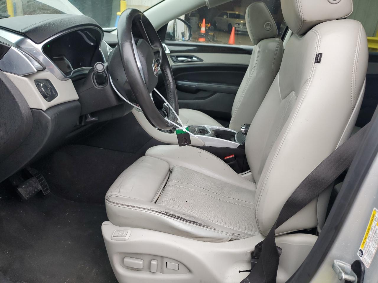 2013 Cadillac Srx Luxury Collection VIN: 3GYFNCE30DS637236 Lot: 83646124