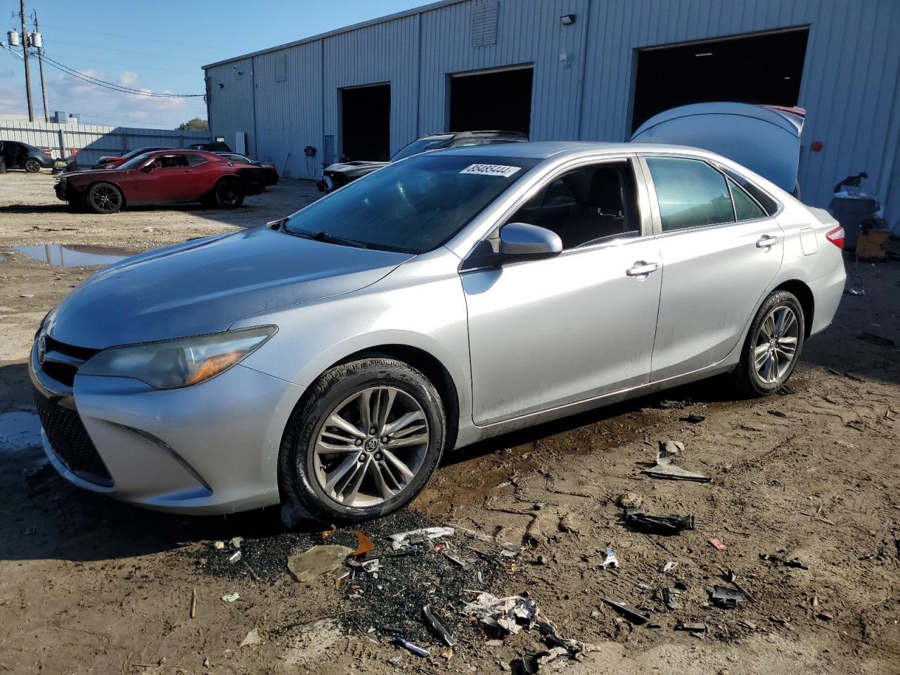 VIN 4T1BF1FK6GU172120 2016 TOYOTA CAMRY no.1