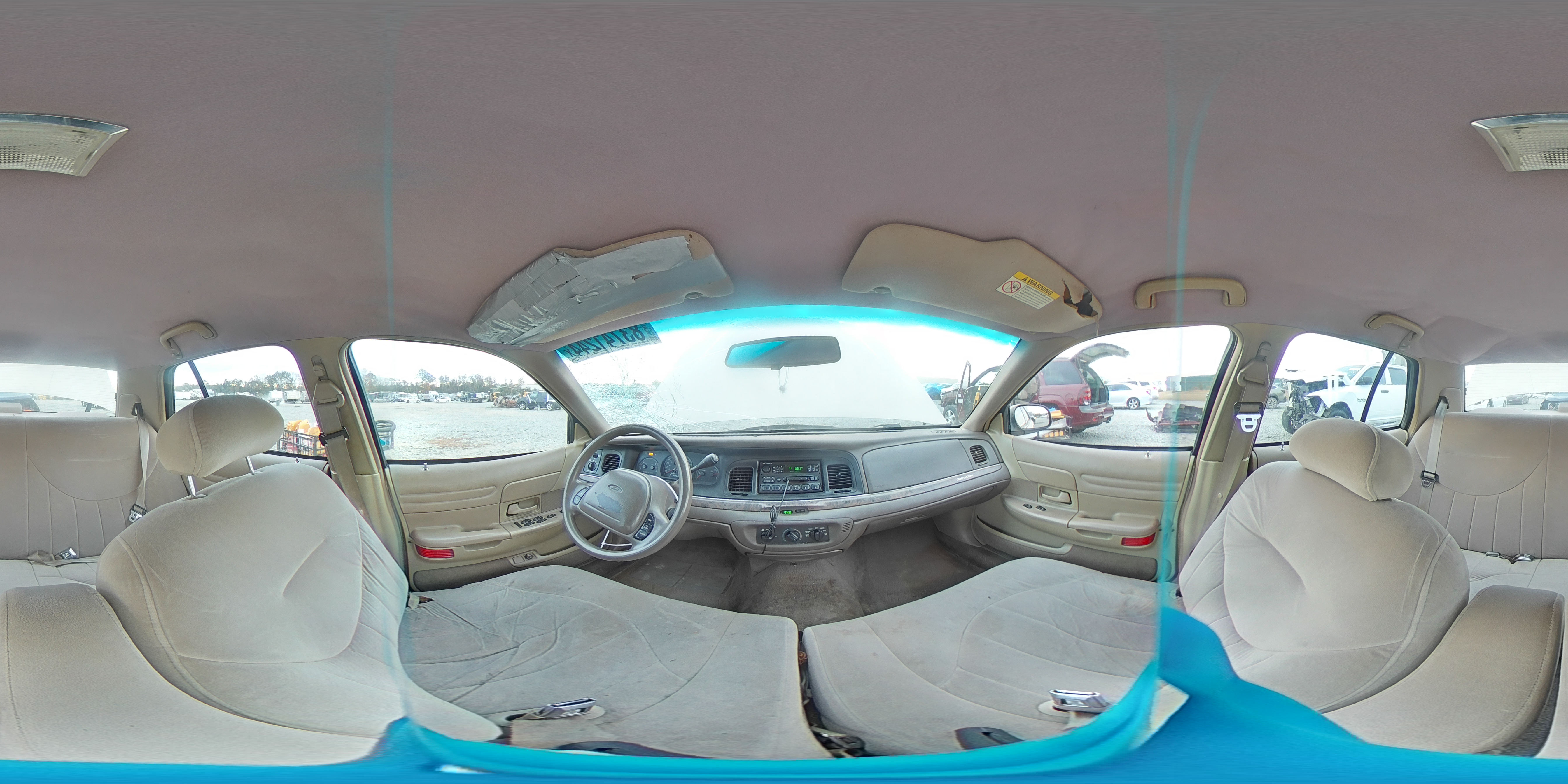 1999 Ford Crown Victoria - Image 13
