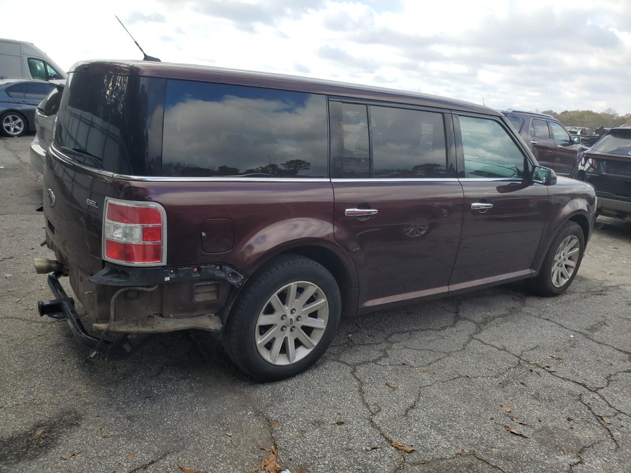 2010 Ford Flex - Image 3