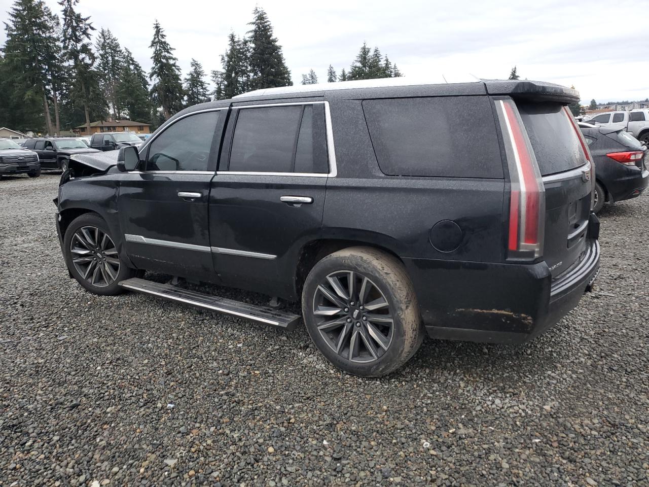 VIN 1GYS4DKJ8HR191808 2017 CADILLAC ESCALADE no.2