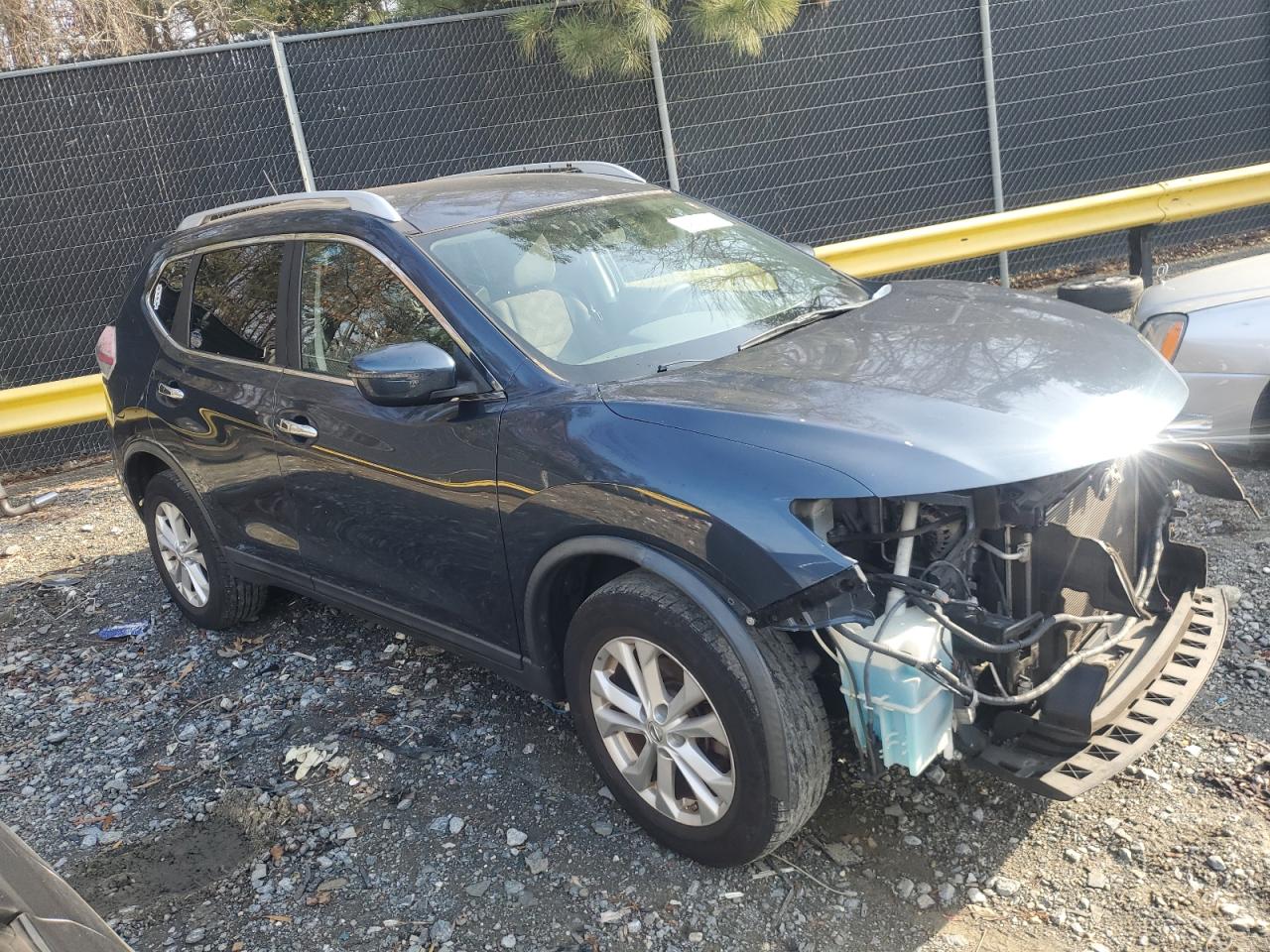 VIN KNMAT2MV2GP639821 2016 NISSAN ROGUE no.4