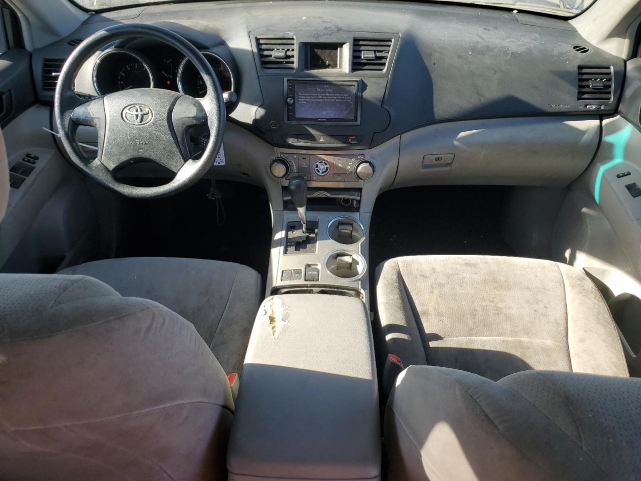 2012 Toyota Highlander - Image 8