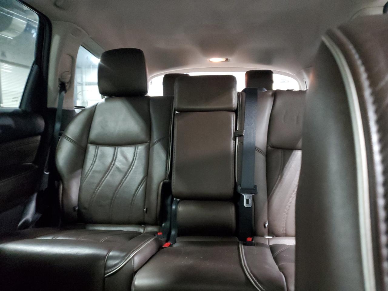 2016 Infiniti QX60 - Image 10