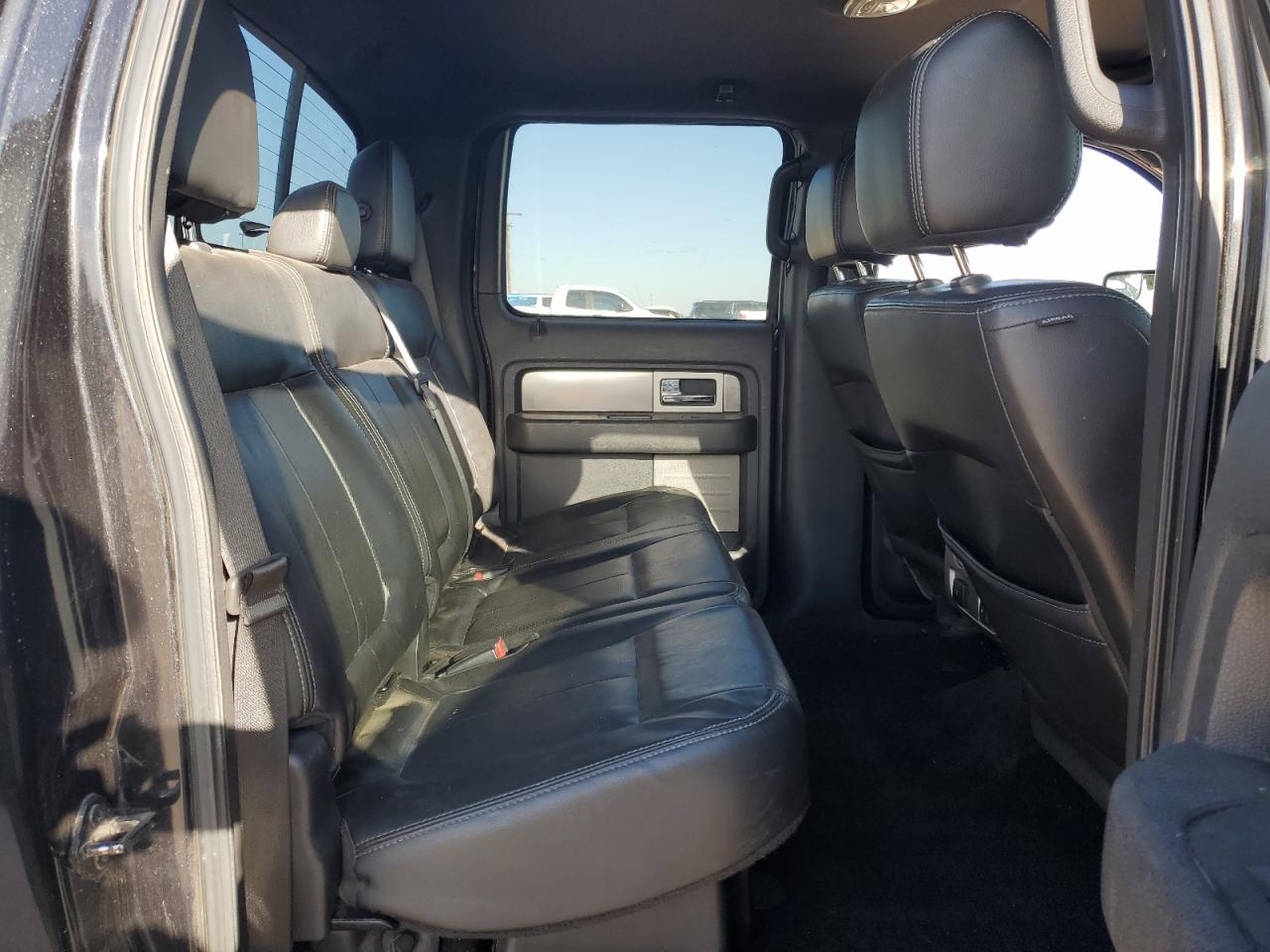 2014 Ford F-150 - Image 10