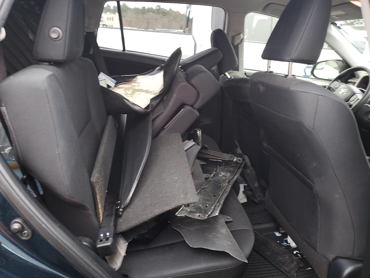 2018 Toyota RAV 4 - Image 11
