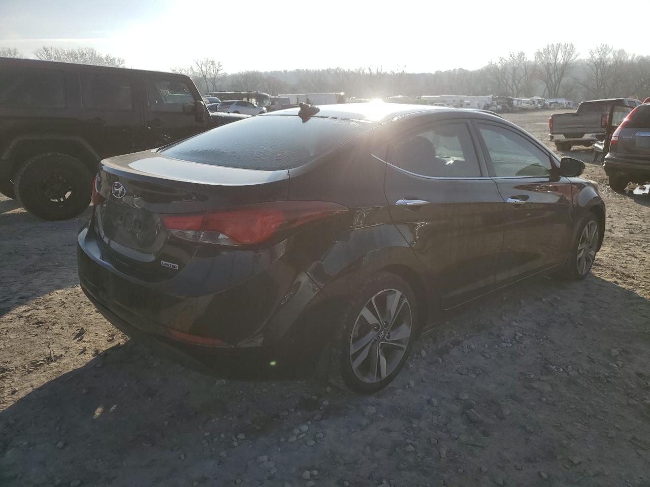 VIN 5NPDH4AE2GH681089 2016 HYUNDAI ELANTRA no.3