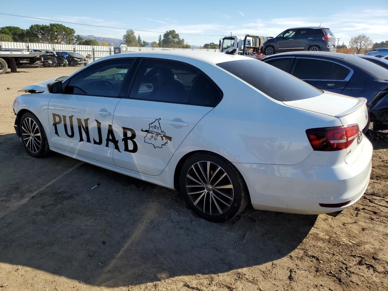 2016 Volkswagen Jetta - Image 2