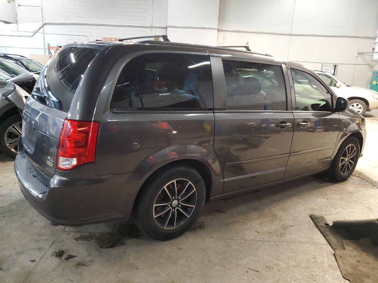 VIN 2C4RDGEG9GR330116 2016 DODGE CARAVAN no.3