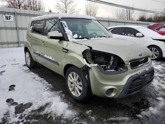 Паркетники KIA SOUL 2013 Зеленый