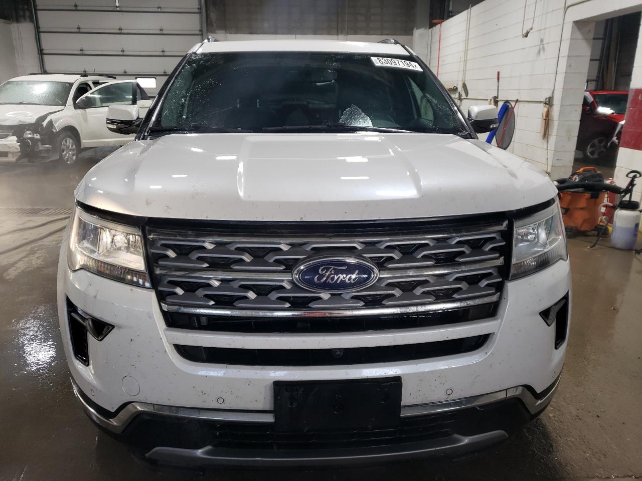 2018 Ford Explorer - Image 5