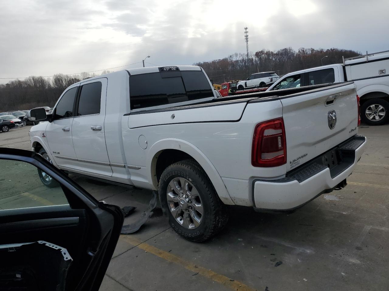 2020 RAM 2500 - Image 2