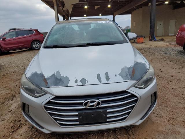  HYUNDAI ELANTRA 2017 Srebrny