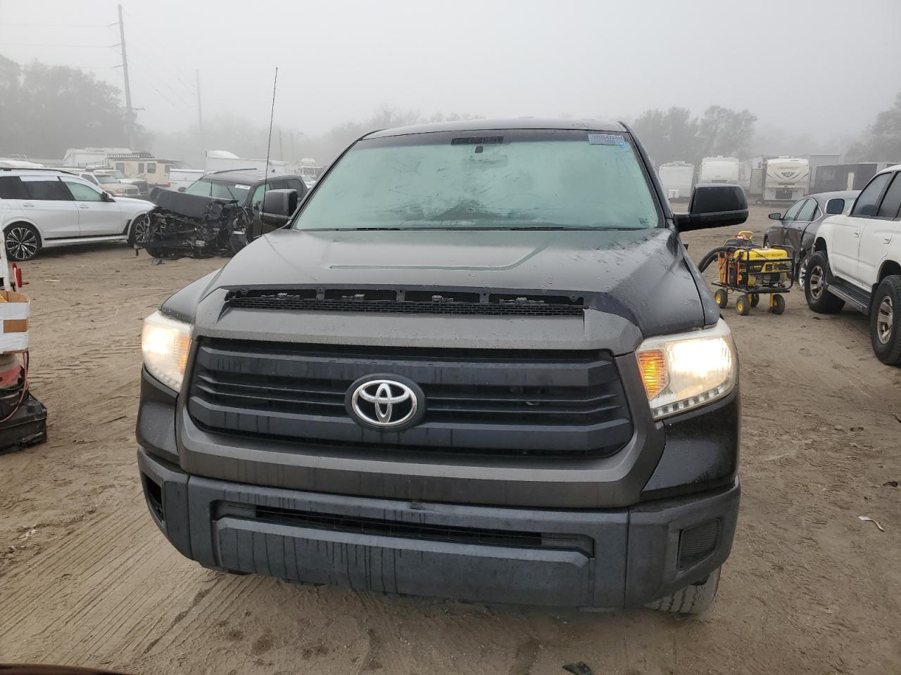 VIN 5TFRM5F15HX112997 2017 TOYOTA TUNDRA no.5