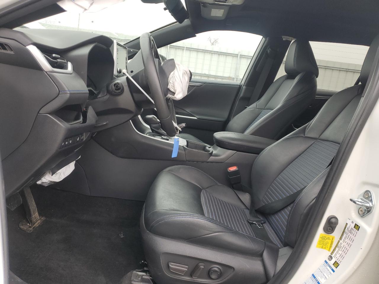 2021 Toyota RAV 4 - Image 7