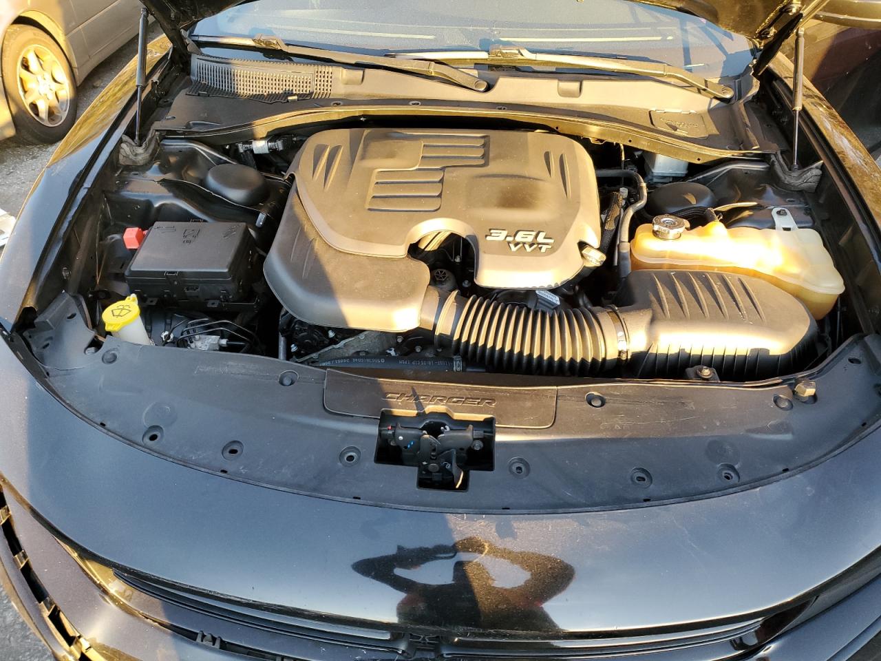 2018 Dodge Charger - Image 11