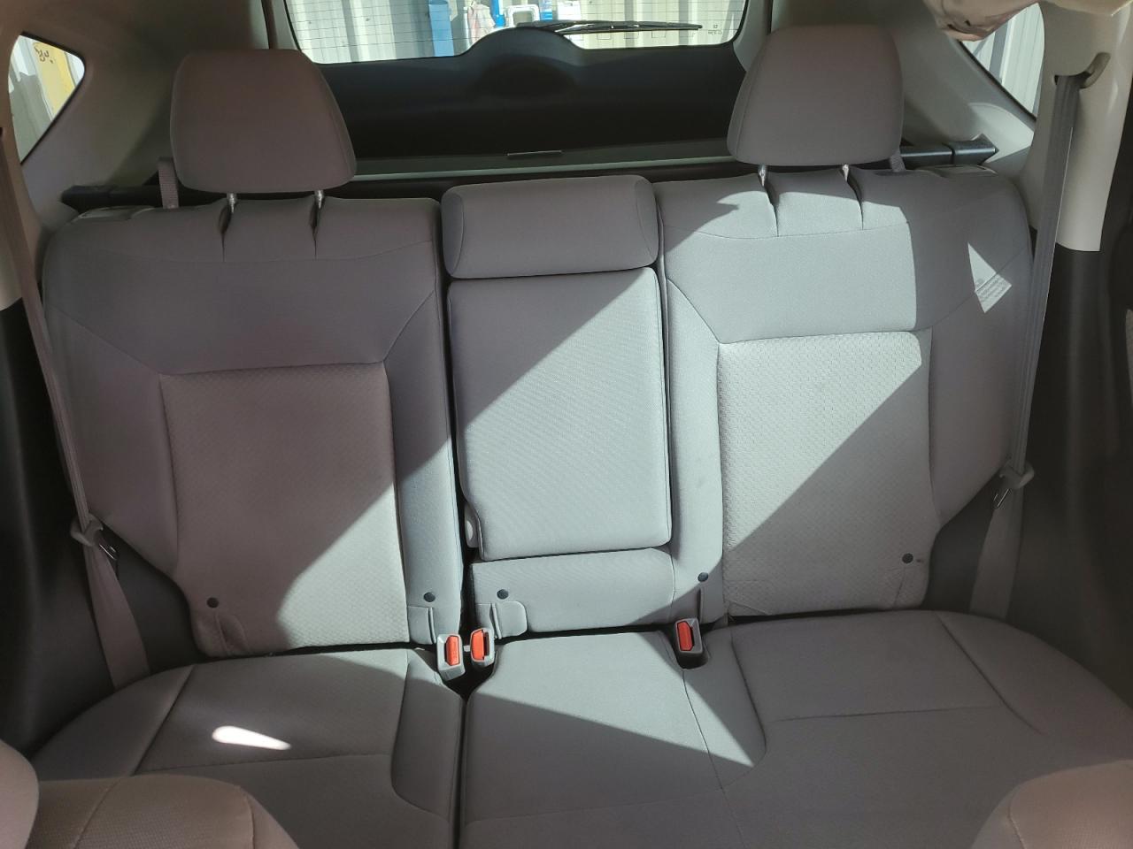 2016 Honda CR-V - Image 10