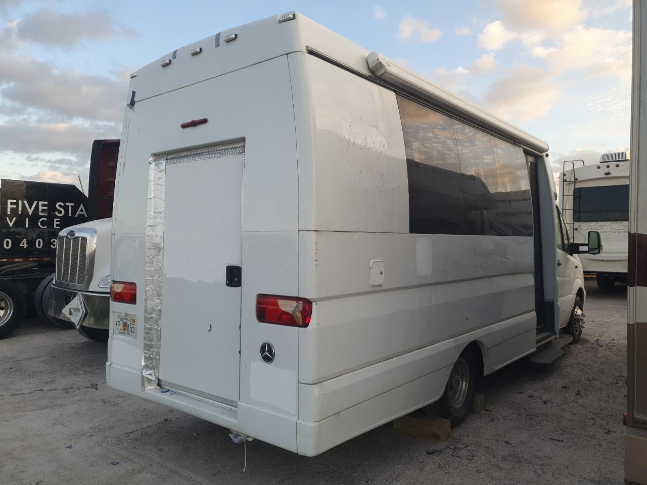 VIN WDAPF4CC2H9739939 2017 MERCEDES-BENZ SPRINTER no.3