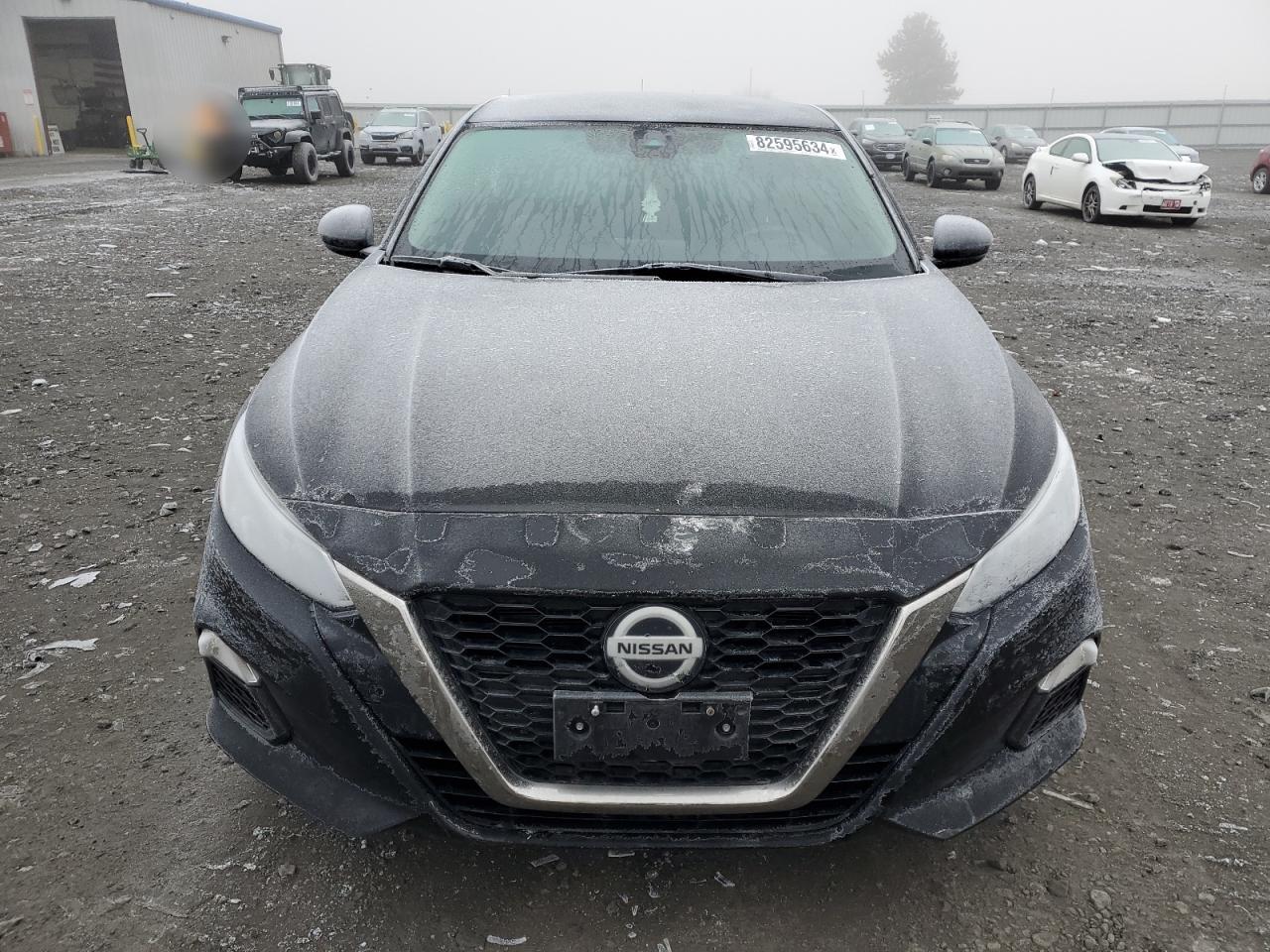 2021 Nissan Altima - Image 5