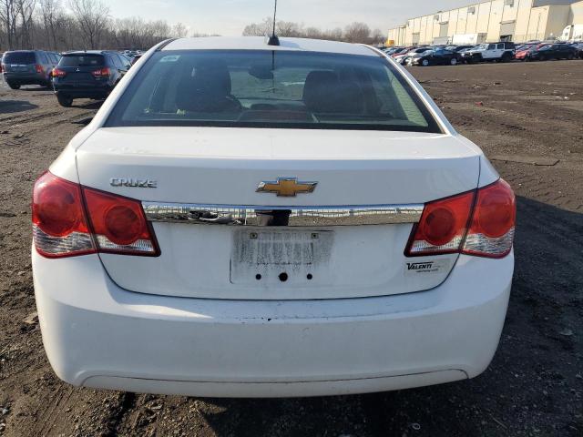 Sedans CHEVROLET CRUZE 2016 White