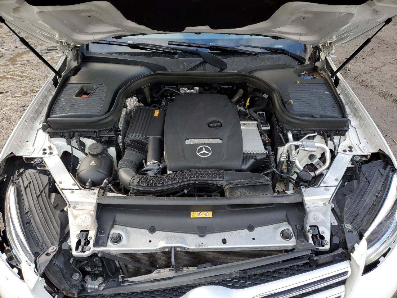 2018 Mercedes-Benz GLC - Image 12