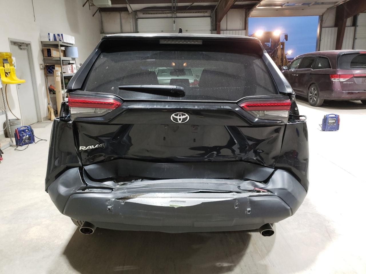 2021 Toyota RAV 4 - Image 6