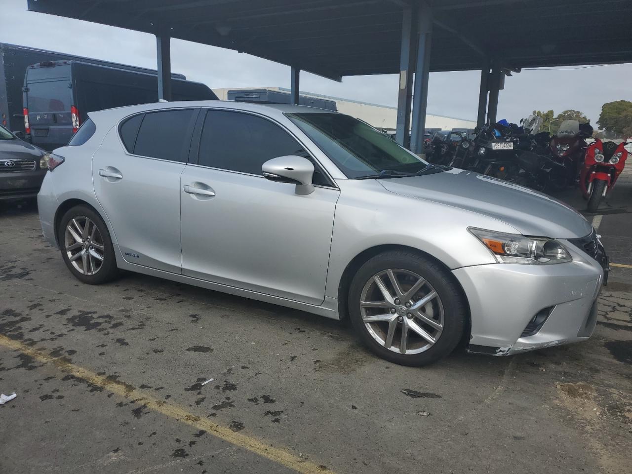 2015 Lexus CT - Image 4