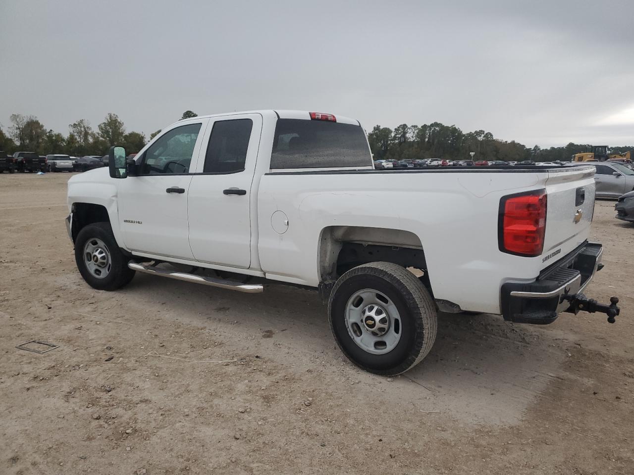 2015 Chevrolet Silverado - Image 2