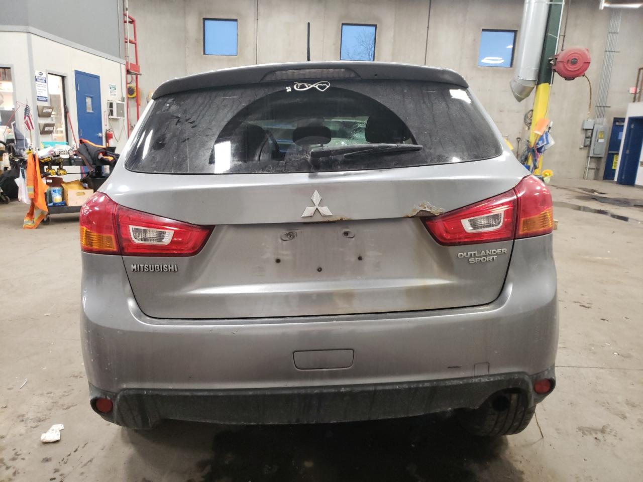 2013 Mitsubishi Outlander - Image 6