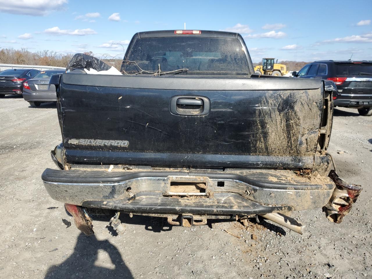 2006 Chevrolet Silverado - Image 6