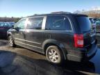 2010 Chrysler Town & Country Touring للبيع في Exeter، RI - Side