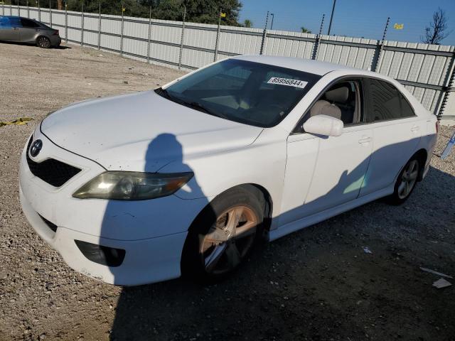 2010 Toyota Camry Base for Sale in Apopka, FL - Minor Dent/Scratches