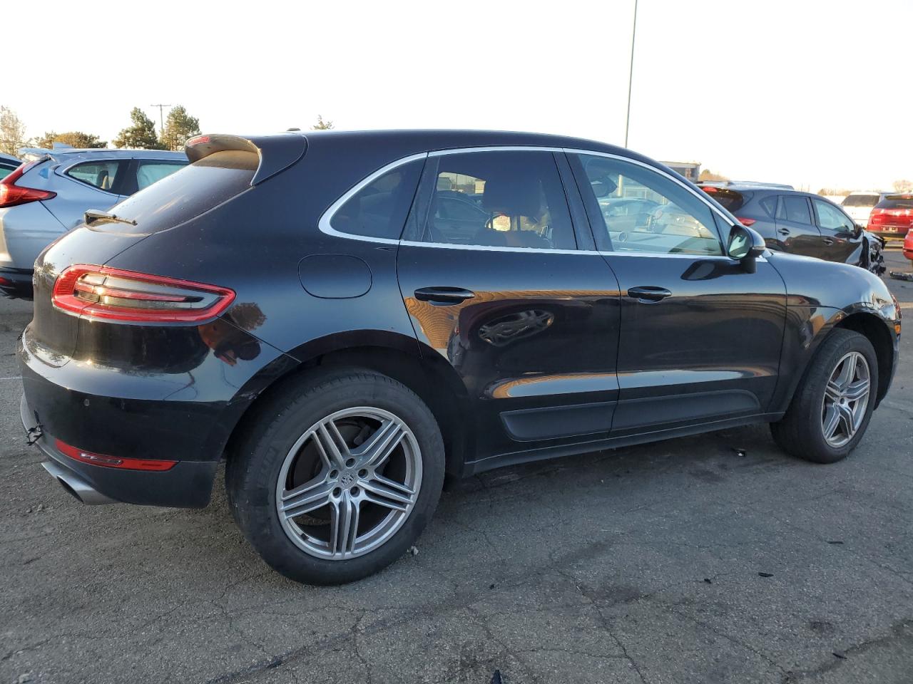 VIN WP1AB2A55FLB52155 2015 PORSCHE MACAN no.3