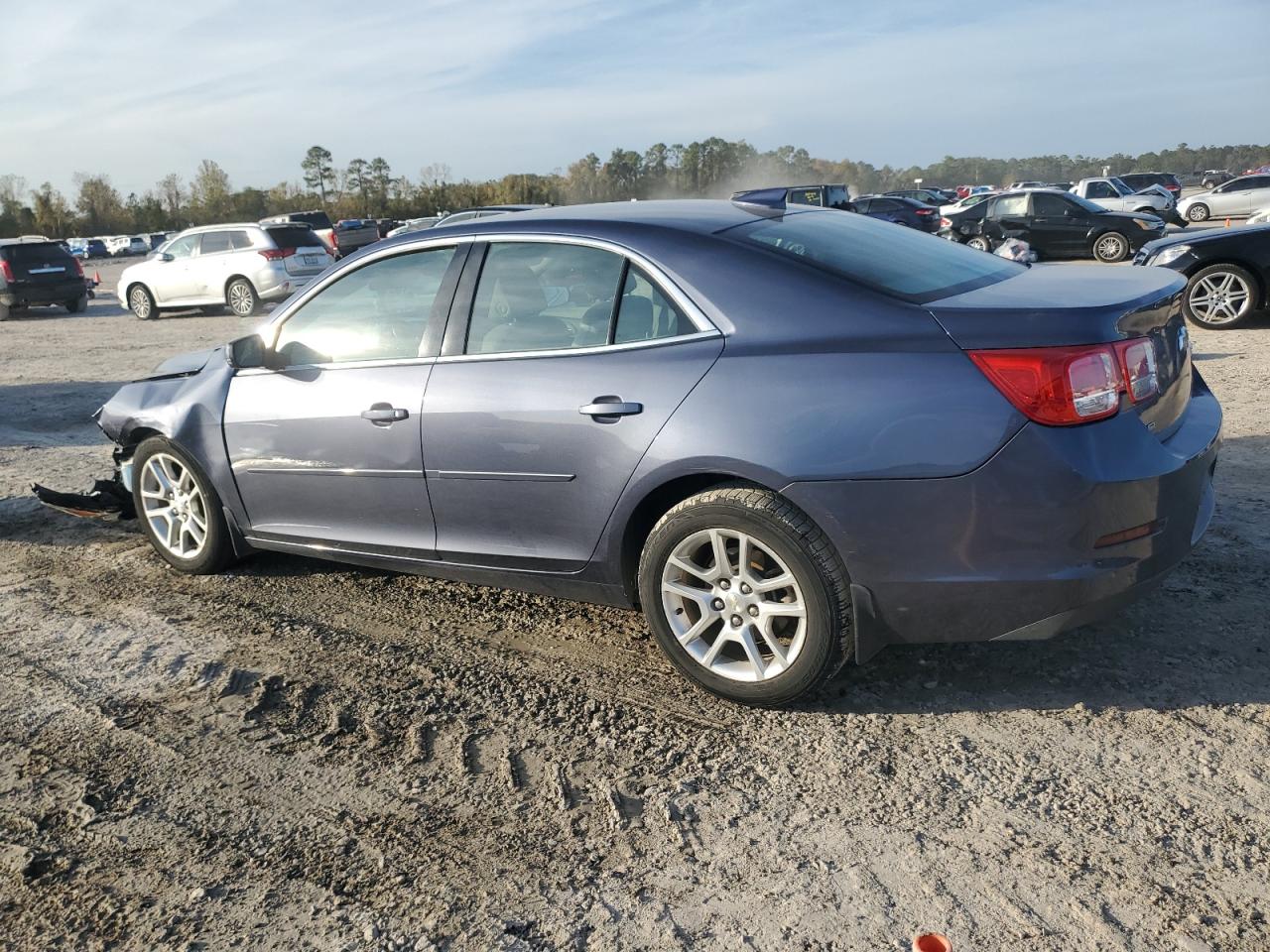 2015 Chevrolet Malibu - Image 2