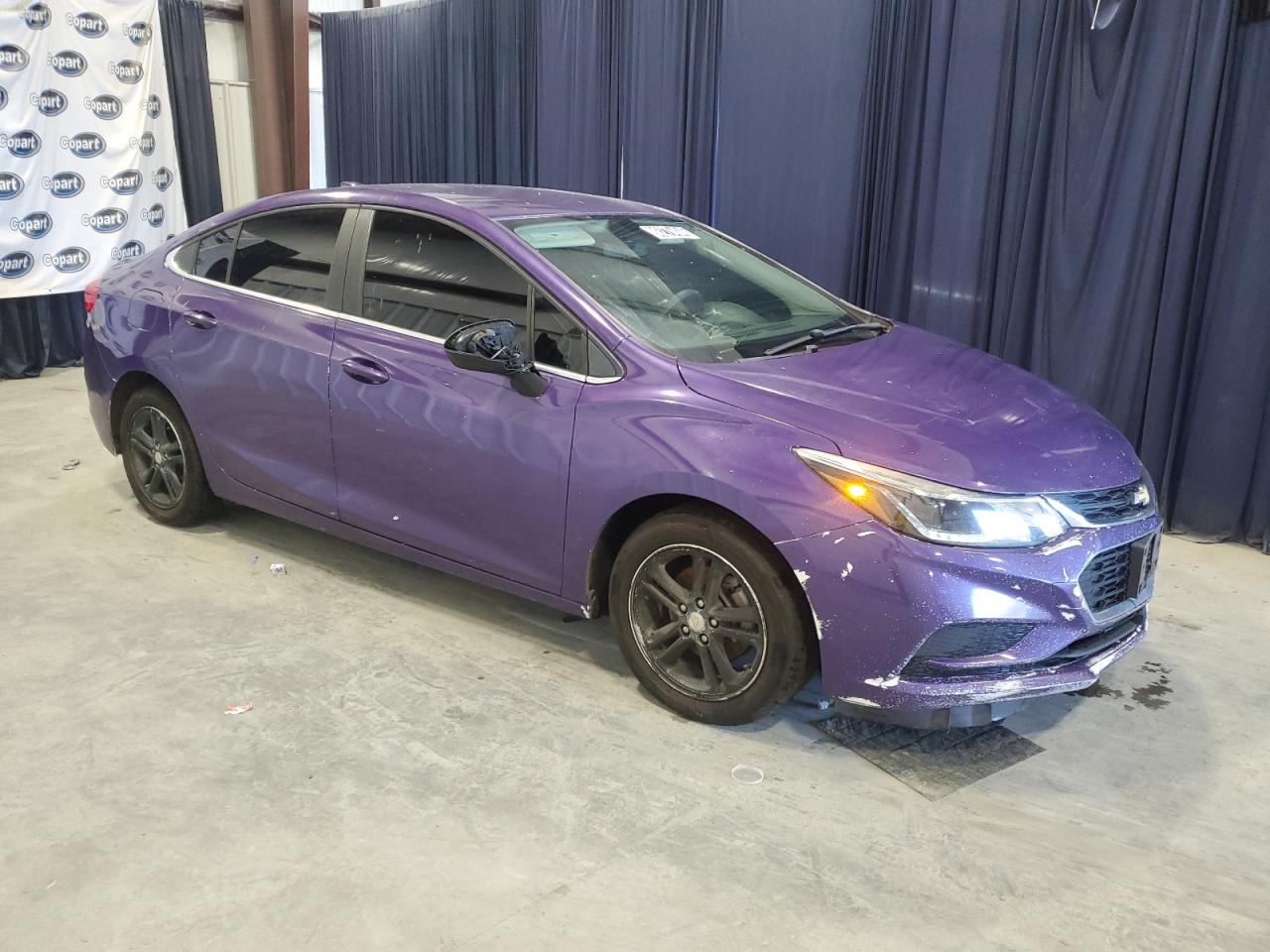 2018 Chevrolet Cruze - Image 4