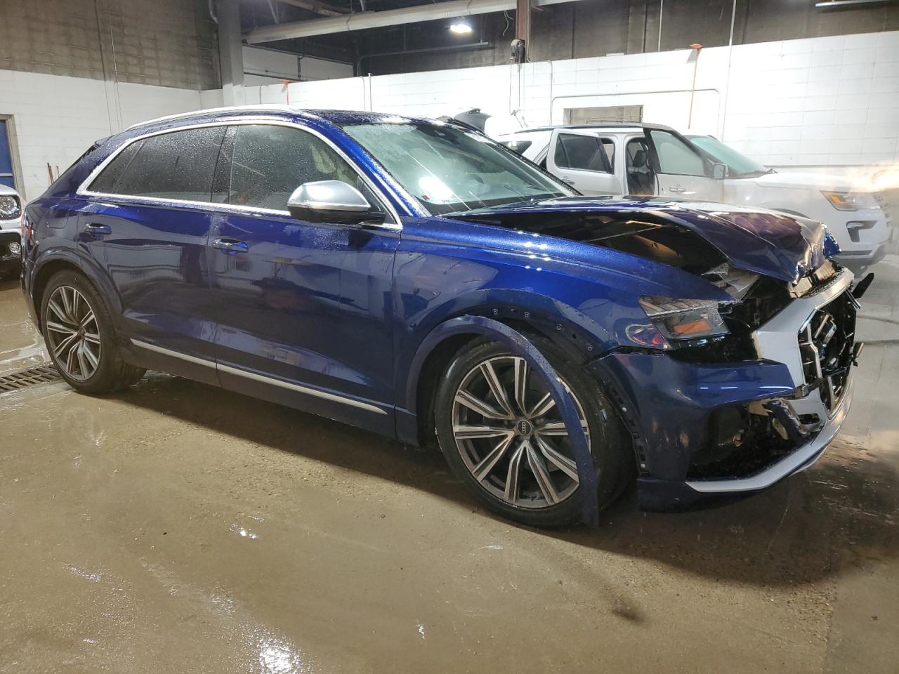 2021 Audi SQ8 - Image 4