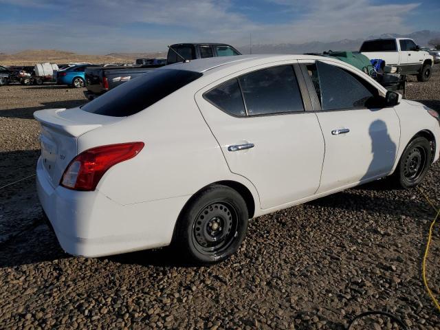  NISSAN VERSA 2019 Білий