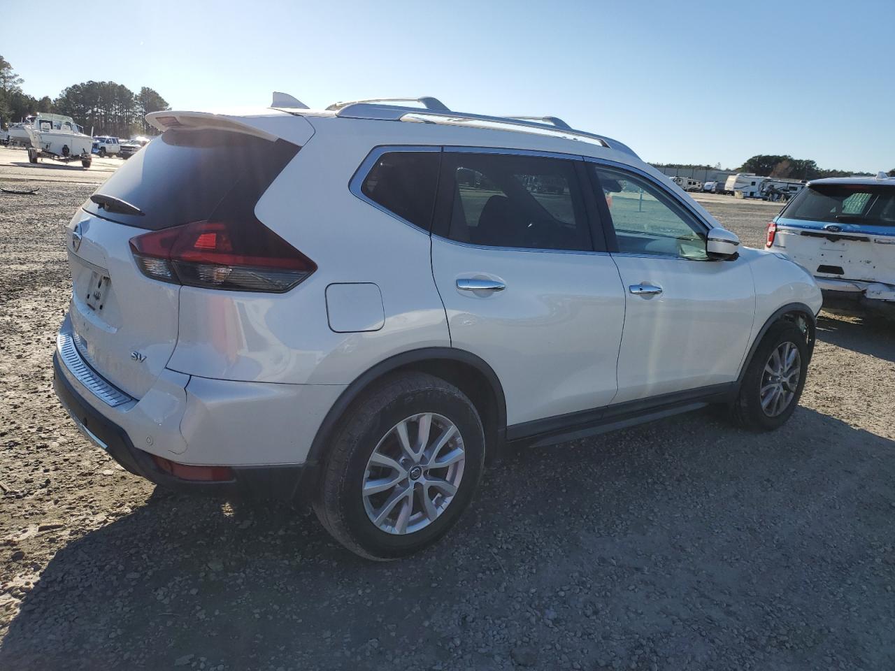 2019 Nissan Rogue - Image 3