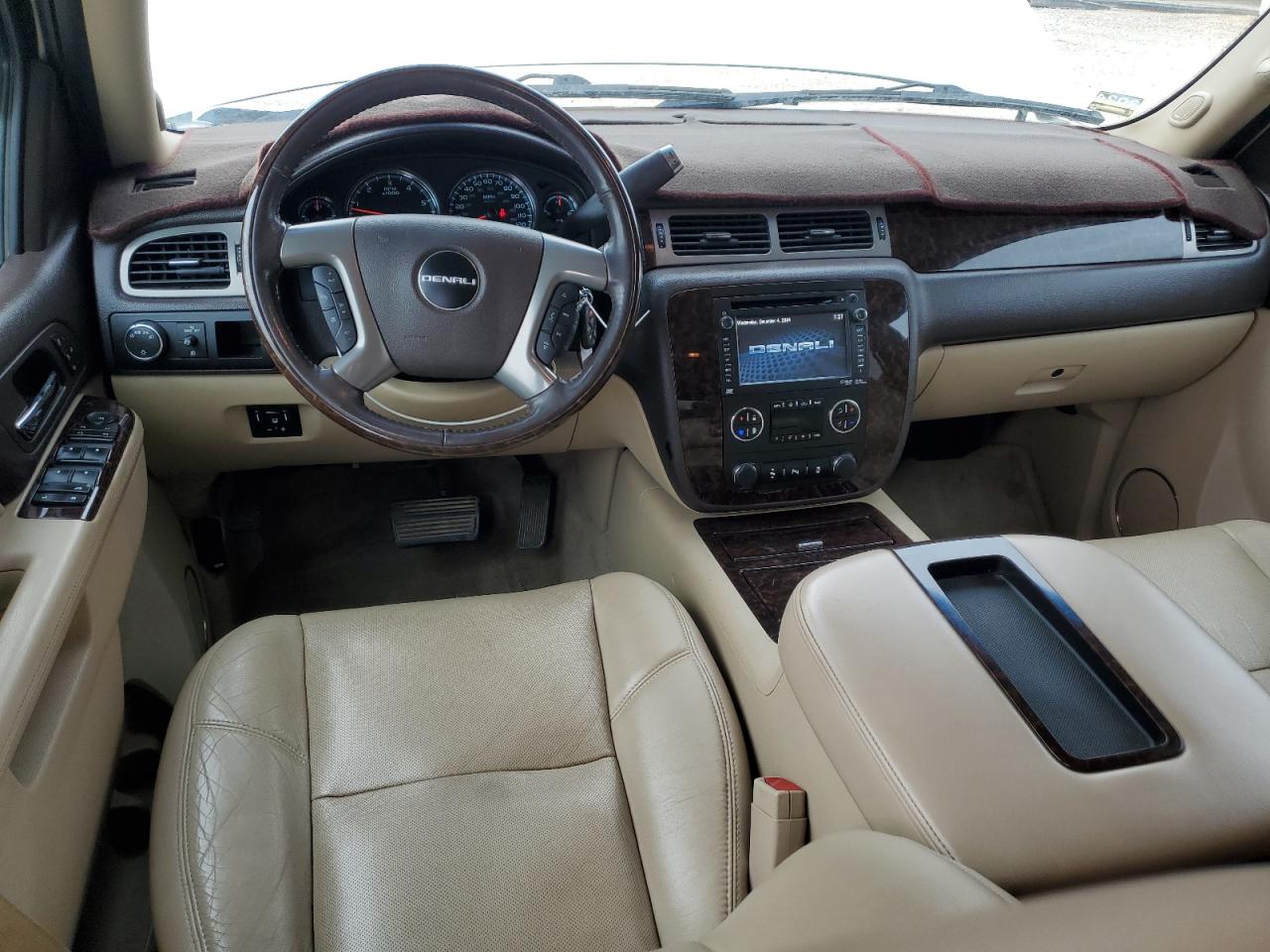 2014 GMC Yukon - Image 8