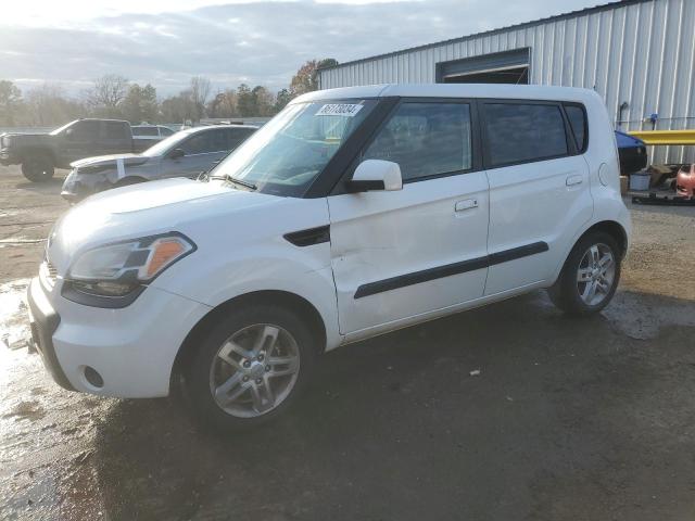 2010 Kia Soul +