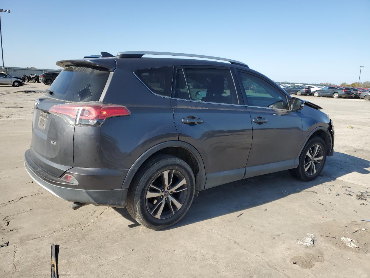 2016 Toyota RAV 4 - Image 3