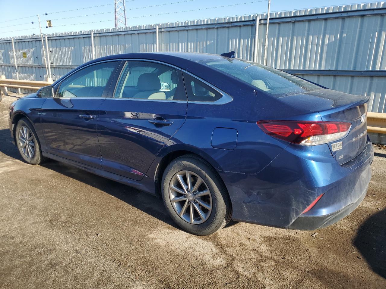 2019 Hyundai Sonata - Image 2