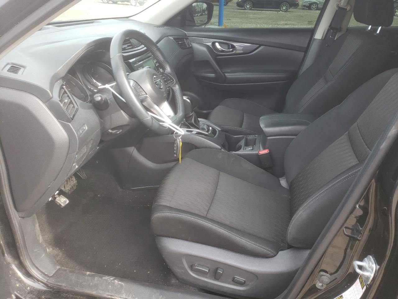 2017 Nissan Rogue - Image 7